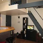 Appartment Sedan